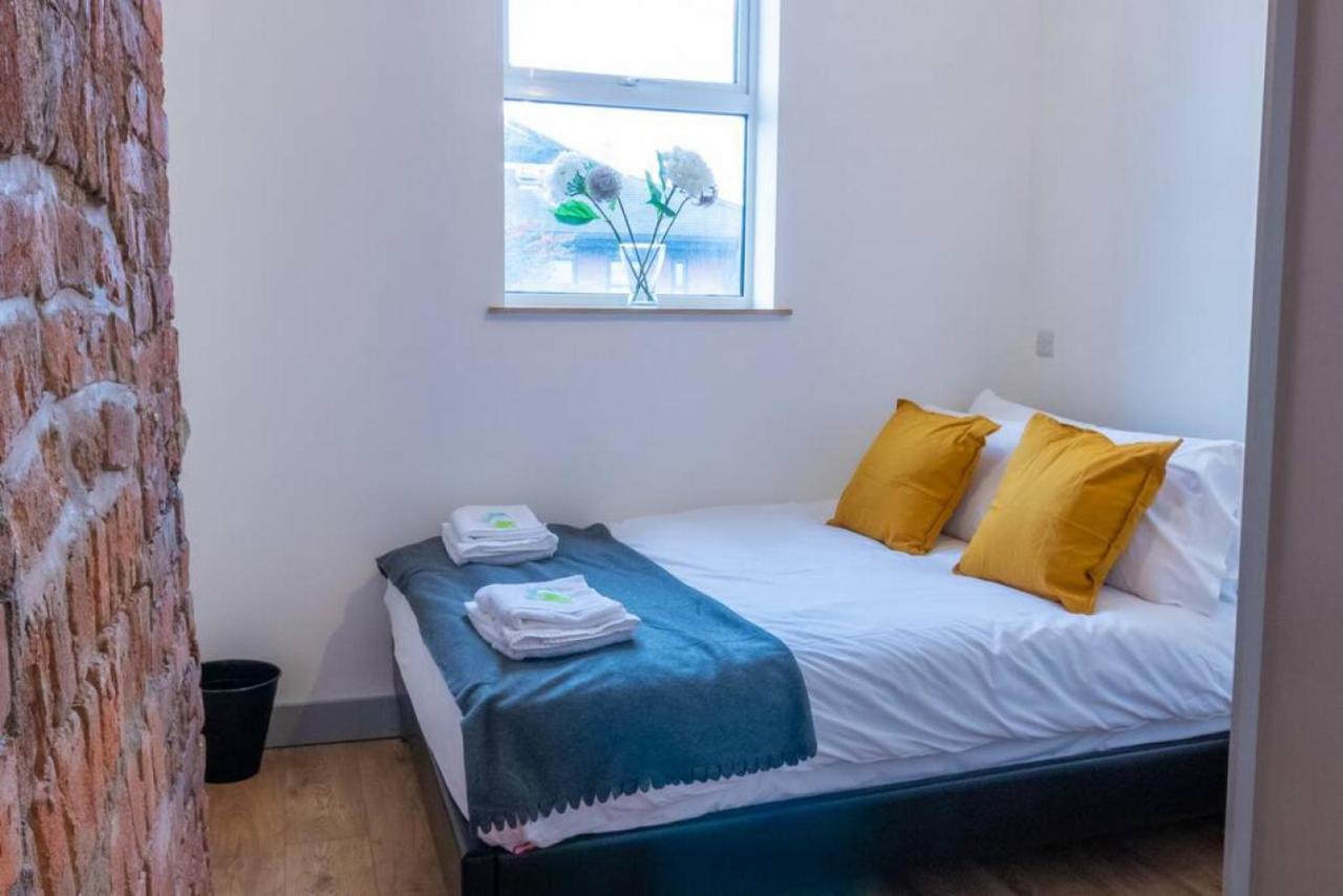 Pillo Rooms Serviced Apartments - Salford 曼彻斯特 外观 照片