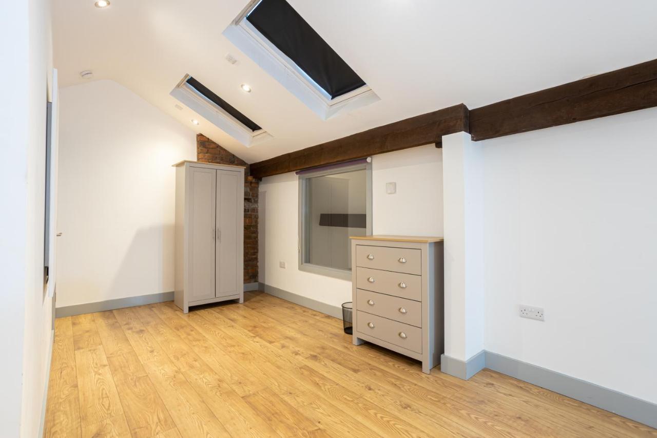 Pillo Rooms Serviced Apartments - Salford 曼彻斯特 外观 照片