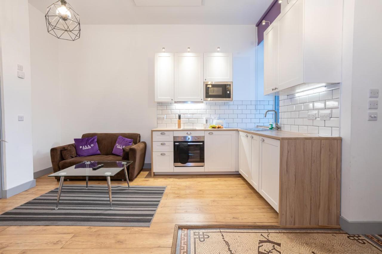 Pillo Rooms Serviced Apartments - Salford 曼彻斯特 外观 照片