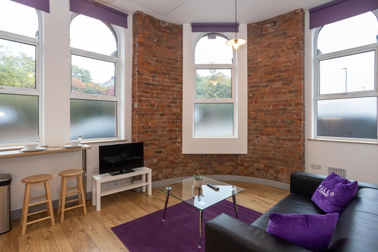 Pillo Rooms Serviced Apartments - Salford 曼彻斯特 外观 照片