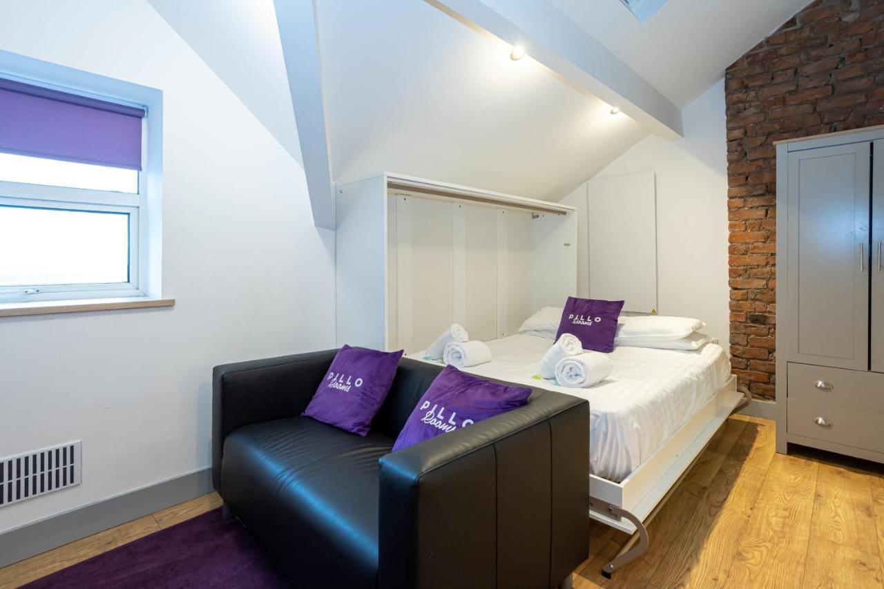 Pillo Rooms Serviced Apartments - Salford 曼彻斯特 外观 照片