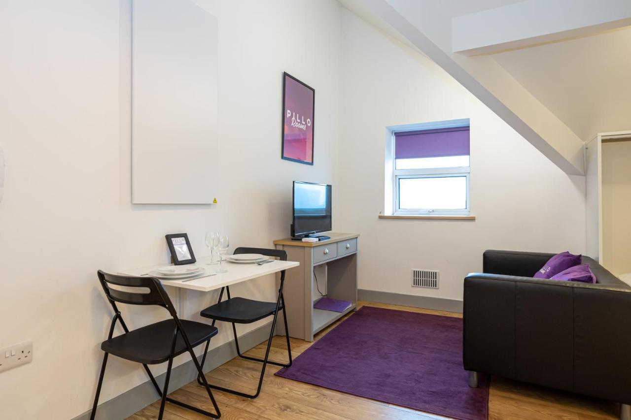 Pillo Rooms Serviced Apartments - Salford 曼彻斯特 外观 照片