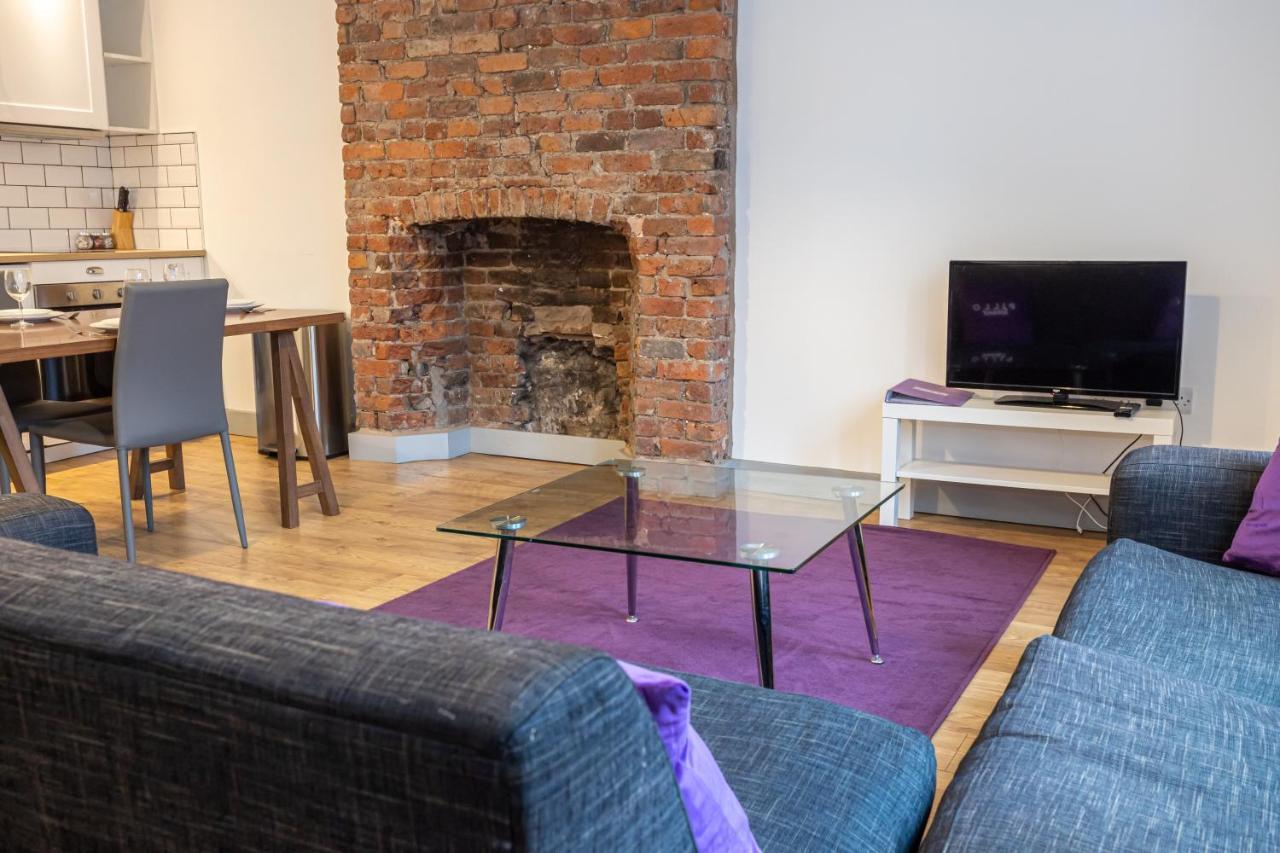 Pillo Rooms Serviced Apartments - Salford 曼彻斯特 外观 照片
